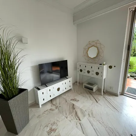 Ferienwohnung Brissago * Brissago TI